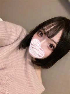 ヒトミ