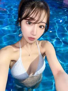 あきな