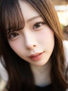 青葉ここな