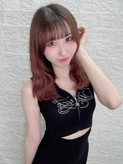 小川なな