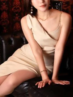 鈴美 萌
