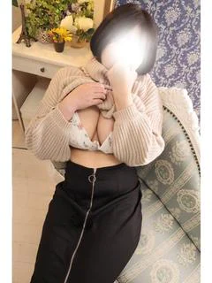 由麻 ゆま