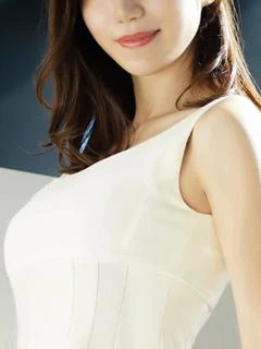 中村 麻衣子