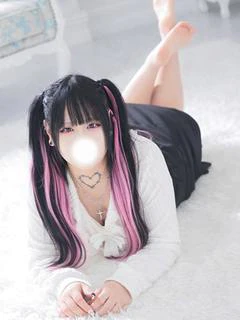 あやな