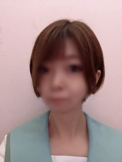 本郷ゆりな★透き通るような白い肌 プロフィール画像