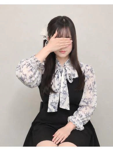 ひなの『18才ほぼ未経験美少女』 プロフィール画像