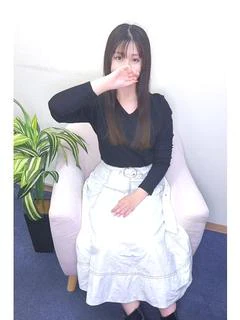 瑠奈/るな