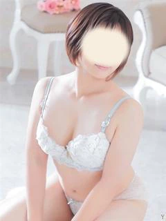 青柳りさ