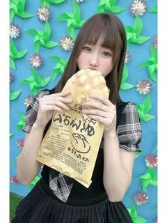 なこ 10月8日初出勤！！