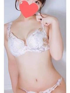 堀田 かえで