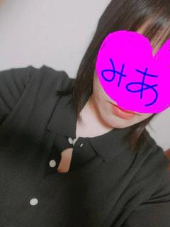 みあ