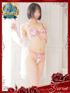 小風花紗音